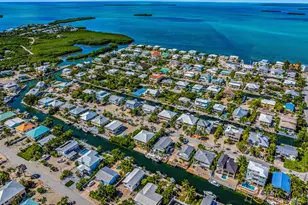 947 Gulf Dr, Summerland Key, FL 33042 - Photo 38