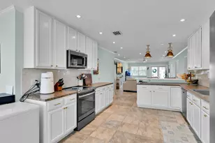 202 Hibiscus St, Plantation Key, FL 33070 - Photo 10