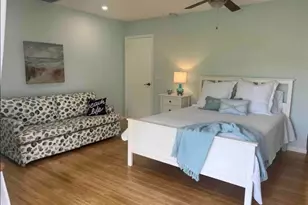 37 Blue Water Dr, Saddlebunch, FL 33040 - Photo 12