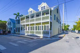 927 Thomas St, Key West, FL 33040 - Photo 2