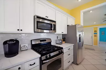 569 Pirates Road, Little Torch Key, FL 33042 - Photo 16