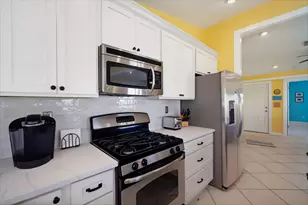569 Pirates Rd, Little Torch Key, FL 33042 - Photo 16