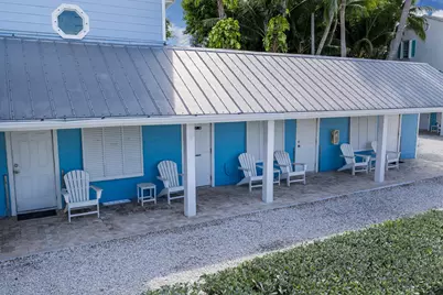 2401 Overseas Highway #10, Marathon, FL 33050 - Photo 2