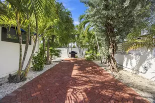 1221 Ashby St, Key West, FL 33040 - Photo 46