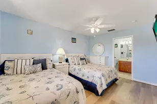 391 10th St, Key Colony, FL 33051 - Photo 24