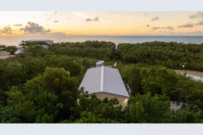 150 Sabal Avenue, Key Largo, FL 33070 - Photo 2