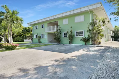 1129 Pebble Beach Lane #APT 11, Duck Key, FL 33050 - Photo 18