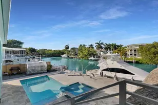 232 W Seaview Dr, Duck Key, FL 33050 - Photo 34