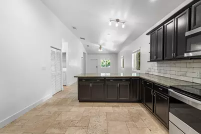 639 Cabrera Street, Key Largo, FL 33037 - Photo 8