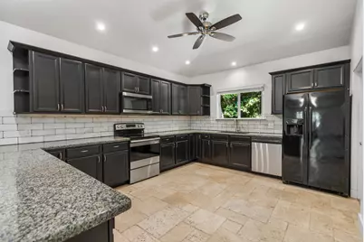 639 Cabrera Street, Key Largo, FL 33037 - Photo 6