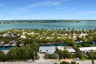 49 Blue Water Dr, Lower Sugarloaf Key, FL 33040 - Photo 42