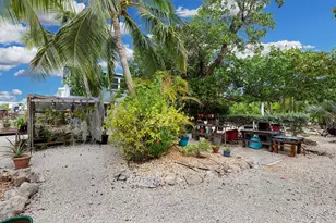 27398 St Vincent Ln, Ramrod Key, FL 33042 - Photo 40