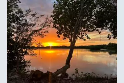 6 Beach Drive, Lower Sugarloaf Key, FL 33040 - Photo 2