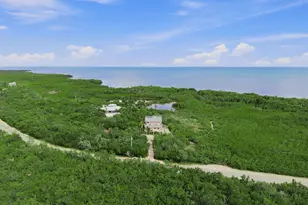 17050 Old State Rd, Sugarloaf Key, FL 33042 - Photo 2