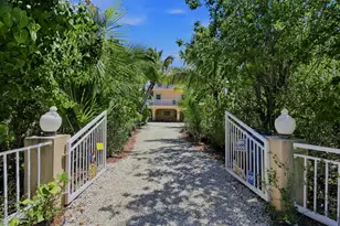 17050 Old State Rd, Sugarloaf Key, FL 33042 - Photo 6