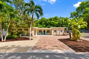 230 Key Honey Ln, Plantation Key, FL 33070 - Photo 1