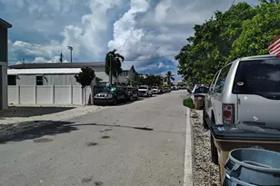5435 5th Ave, Key West, FL 33040 - Photo 32