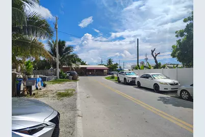 5435 5th Avenue, Key West, FL 33040 - Photo 32
