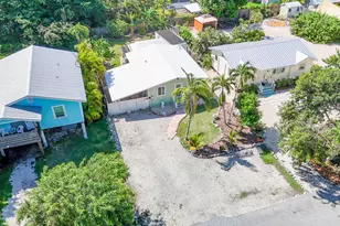 30378 Palm Dr, Big Pine Key, FL 33043 - Photo 4