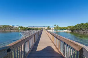 500 Burton Dr, Key Largo, FL 33070 - Photo 18