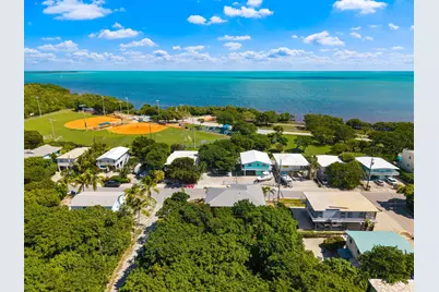 105 Pacific Avenue, Key Largo, FL 33070 - Photo 8