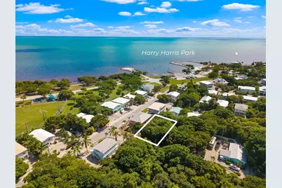 105 Pacific Avenue, Key Largo, FL 33070 - Photo 1