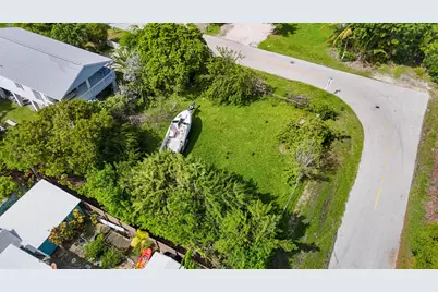 28250 Julia Avenue, Little Torch Key, FL 33042 - Photo 10