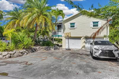 31107 Avenue I, Big Pine Key, FL 33043 - Photo 2