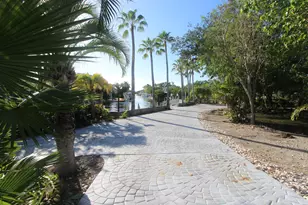 80 Ocean Front Dr, Key Largo, FL 33037 - Photo 58