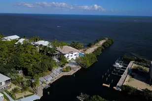 80 Ocean Front Dr, Key Largo, FL 33037 - Photo 34