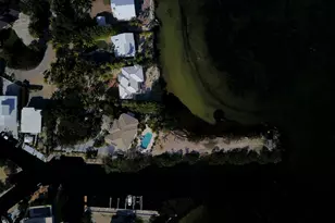 80 Ocean Front Dr, Key Largo, FL 33037 - Photo 20