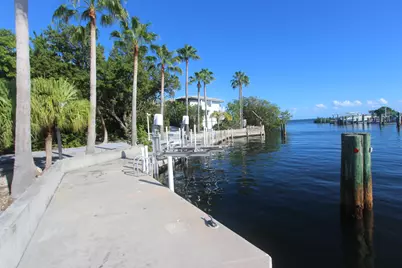80 Ocean Front Drive, Key Largo, FL 33037 - Photo 2