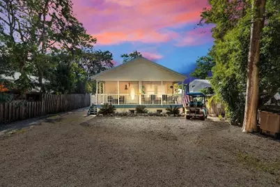 802 Madrid Road, Key Largo, FL 33037 - Photo 1