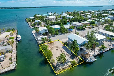 132 Blackbeard Road, Little Torch Key, FL 33042 - Photo 1