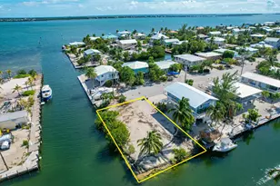 132 Blackbeard Rd, Little Torch Key, FL 33042 - Photo 1