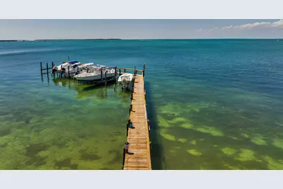 82762 Overseas Highway #3, Upper Matecumbe Key Islamorada, FL 33036 - Photo 1