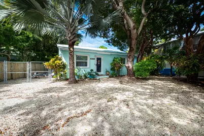 153 Apache Street, Plantation Key, FL 33070 - Photo 1