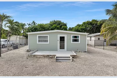 66 Hibiscus Lane, Key Largo, FL 33037 - Photo 1