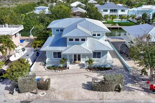 118 Pelican Rd, Upper Sugarloaf Key, FL 33070 - Photo 1