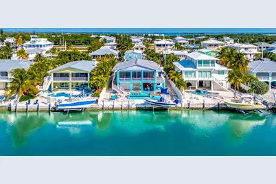 556 E Caribbean Drive, Summerland Key, FL 33042 - Photo 1