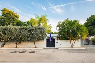 1526 Washington St, Key West, FL 33040 - Photo 1