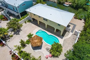 17226 Jamaica Ln, Sugarloaf Key, FL 33042 - Photo 1