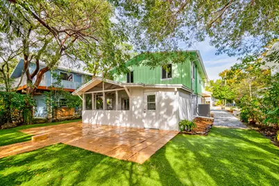 184 Pearl Avenue, Plantation Key, FL 33070 - Photo 1