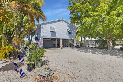 27369 Saint Vincent Lane, Ramrod Key, FL 33042 - Photo 1
