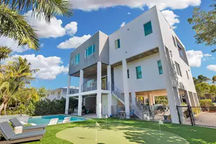 255 W Seaview Cir, Duck Key, FL 33050 - Photo 1