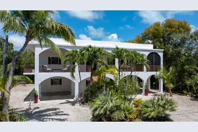 310 North Drive, Plantation Key, FL 33036 - Photo 1