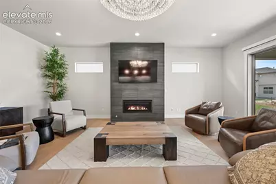 3354 Crest Hollow View, Colorado Springs, CO 80904 - Photo 4