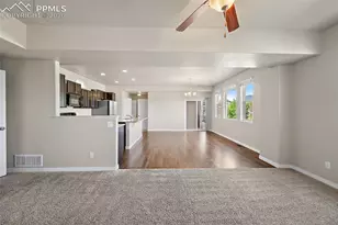 2401 Ellingwood Dr, Colorado Springs, CO 80910 - Photo 16