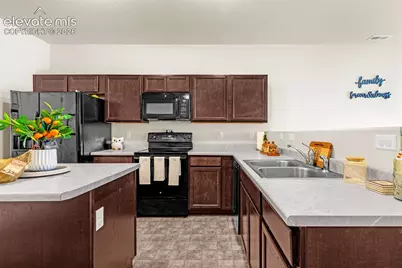1828 Final View Alley, Colorado Springs, CO 80910 - Photo 8