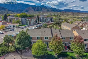 288 Pecan Garden View, Colorado Springs, CO 80904 - Photo 2